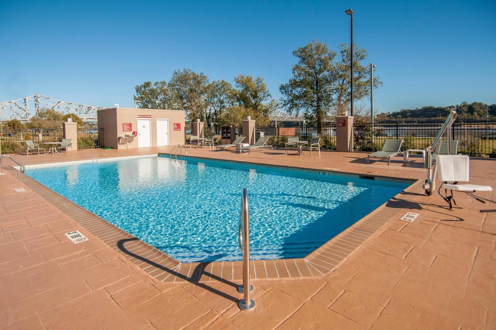 Towneplace Suites By Marriott Vidalia Riverfront Exterior foto