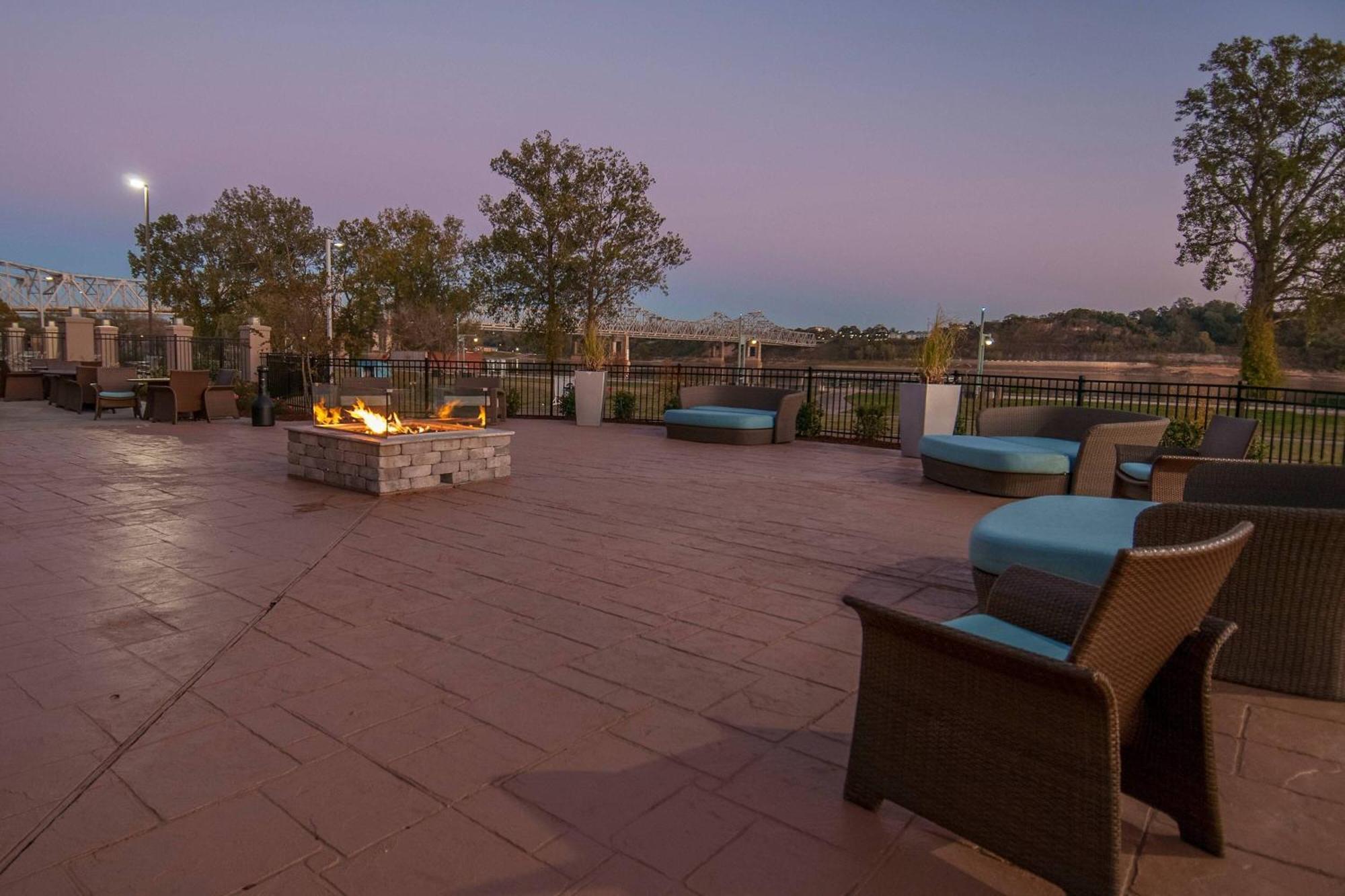 Towneplace Suites By Marriott Vidalia Riverfront Exterior foto